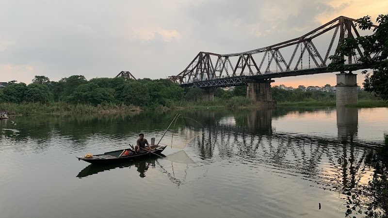 Long Biên Bridge Adventure