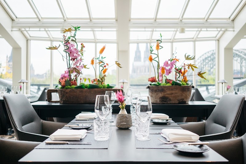 Hyatt Regency Glashaus